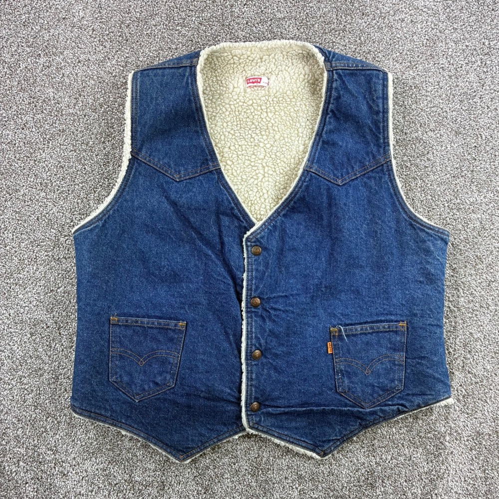 Vintage Levi's Denim Vest Men's XL Blue Sherpa Lined Trucker Orange Tab Western